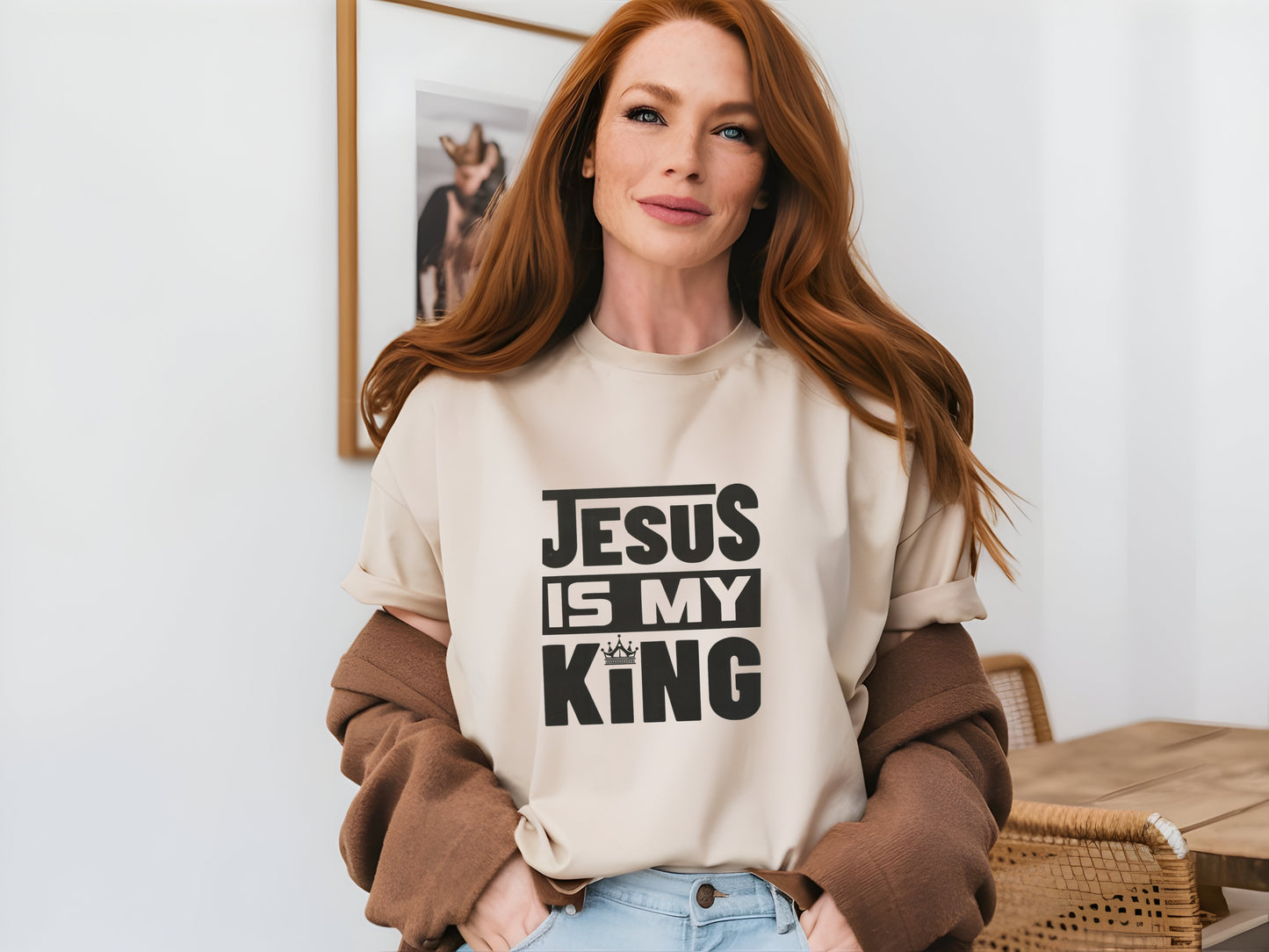 T-Shirt Jesus is King